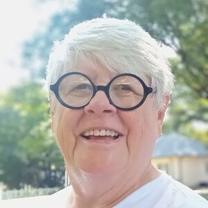 Sue DuChanois